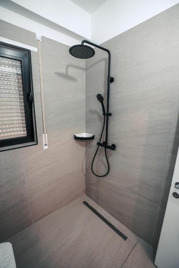 הימארה Mia Marine Rooms מראה חיצוני תמונה